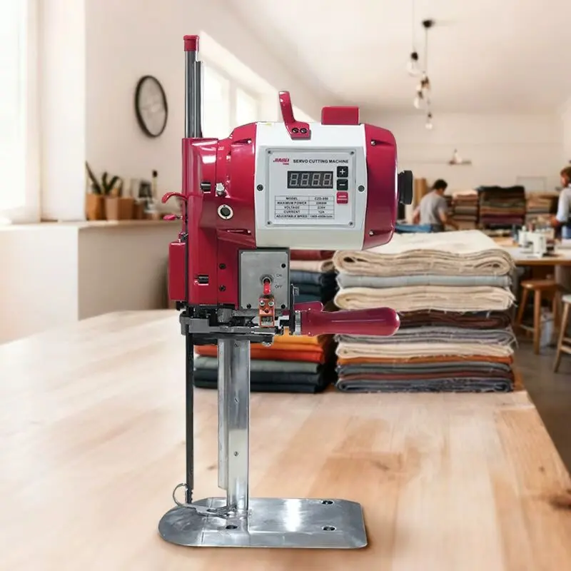 Macchina da taglio a coltello dritto